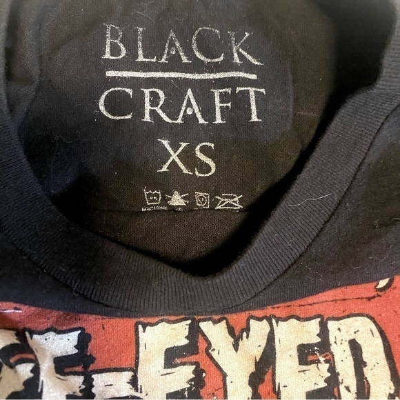 Black Craft XS The Tale of The “Three Eyes Bat” Black Graphic Tee Horror EUC - Picture 4 of 4